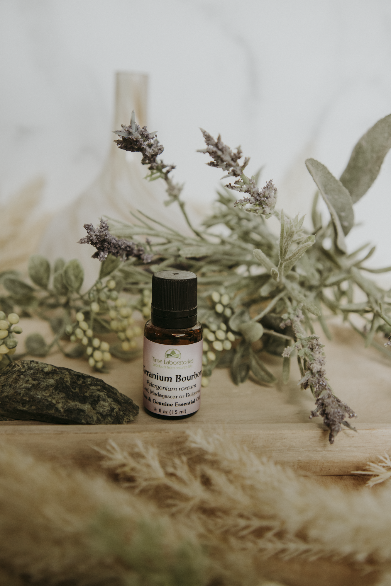 Geranium Bourbon (Rose) Essential Oil - High Quality Aromatherapy