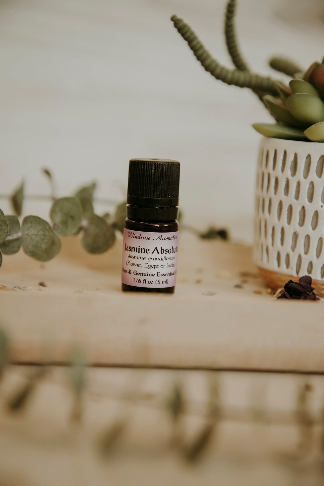 high quality jasmine essential oil